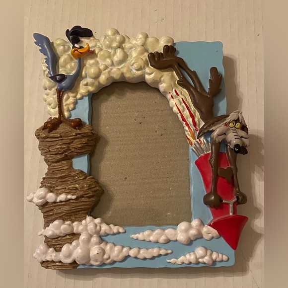 Vintage LOONY TUNES Ceramic Photo Frame Roadrunner & Coyote 3"x 4" Picture - Picture 1 of 1